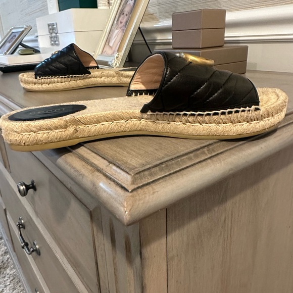 Gucci Black Leather Slide Sandals - Picture 6 of 6